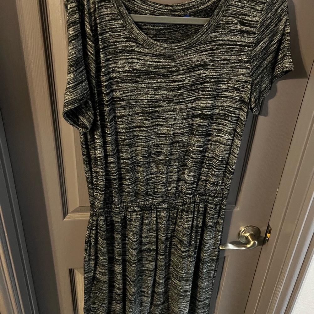 comfortable pull over smock elastic waist short sleeve, stretchy knit dress.